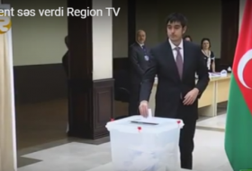 Сын Президента Азербайджана впервые проголосовал на выборах